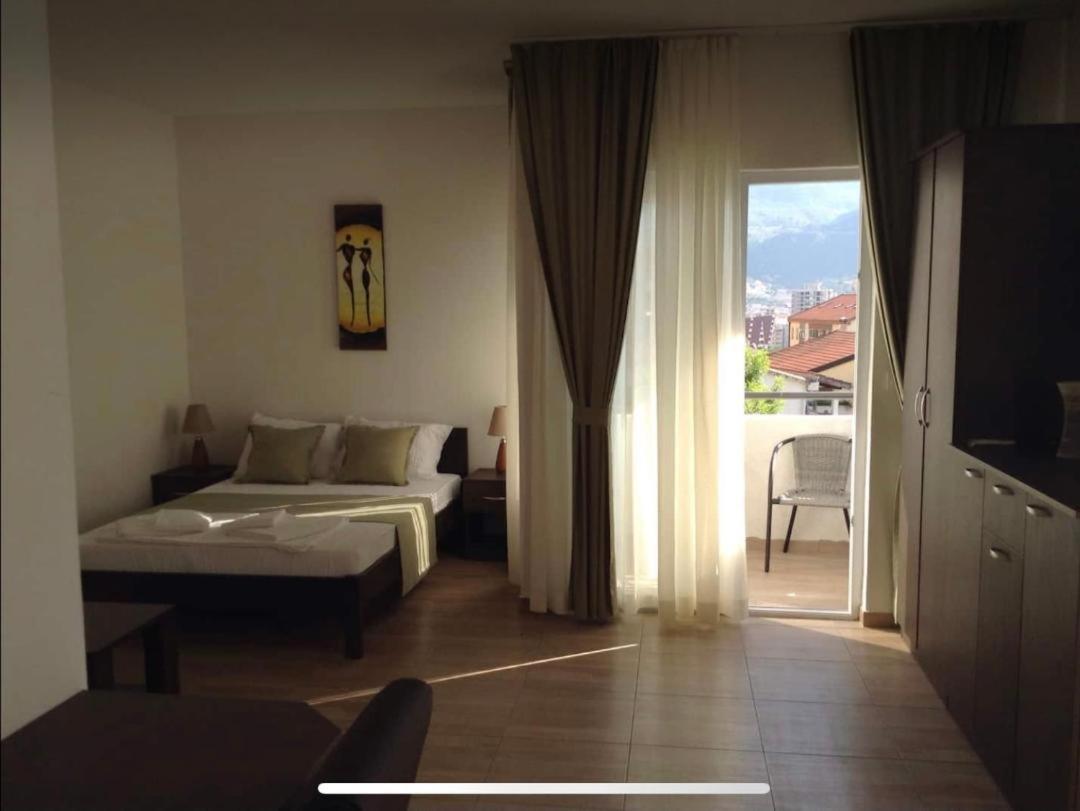 Lekic Apartment Budva
